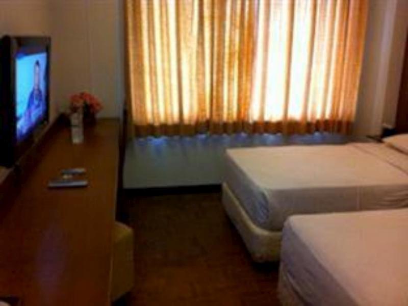 Wirton Dago Hotel Bandung Bagian luar foto