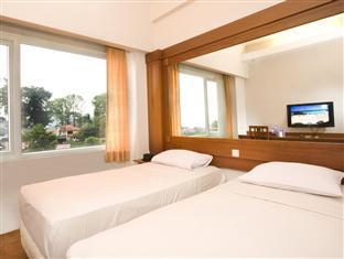 Wirton Dago Hotel Bandung Bagian luar foto